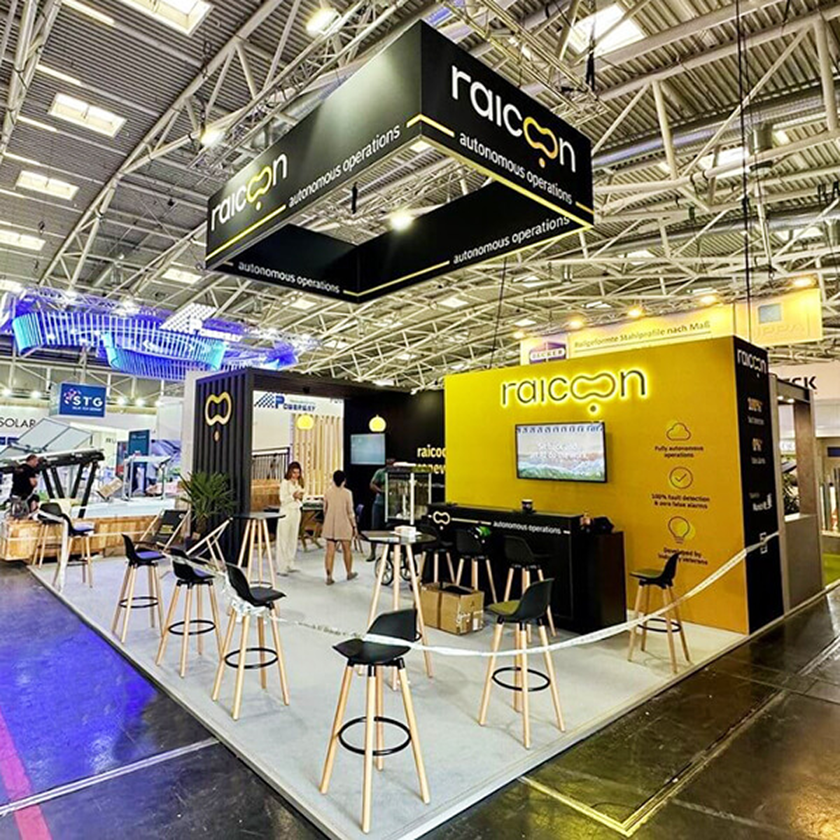 stand_comp03_02.png (1)